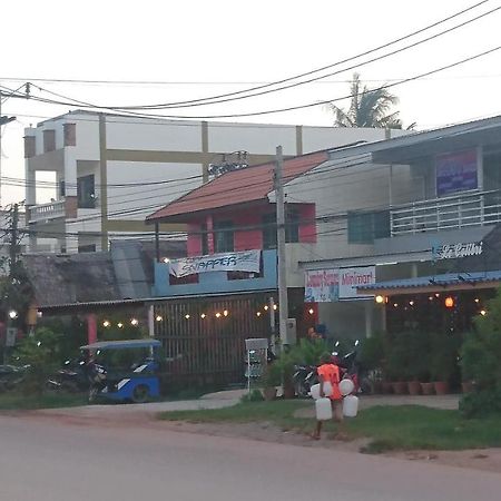 Easy Rooms And Minimart Koh Lanta Exterior photo