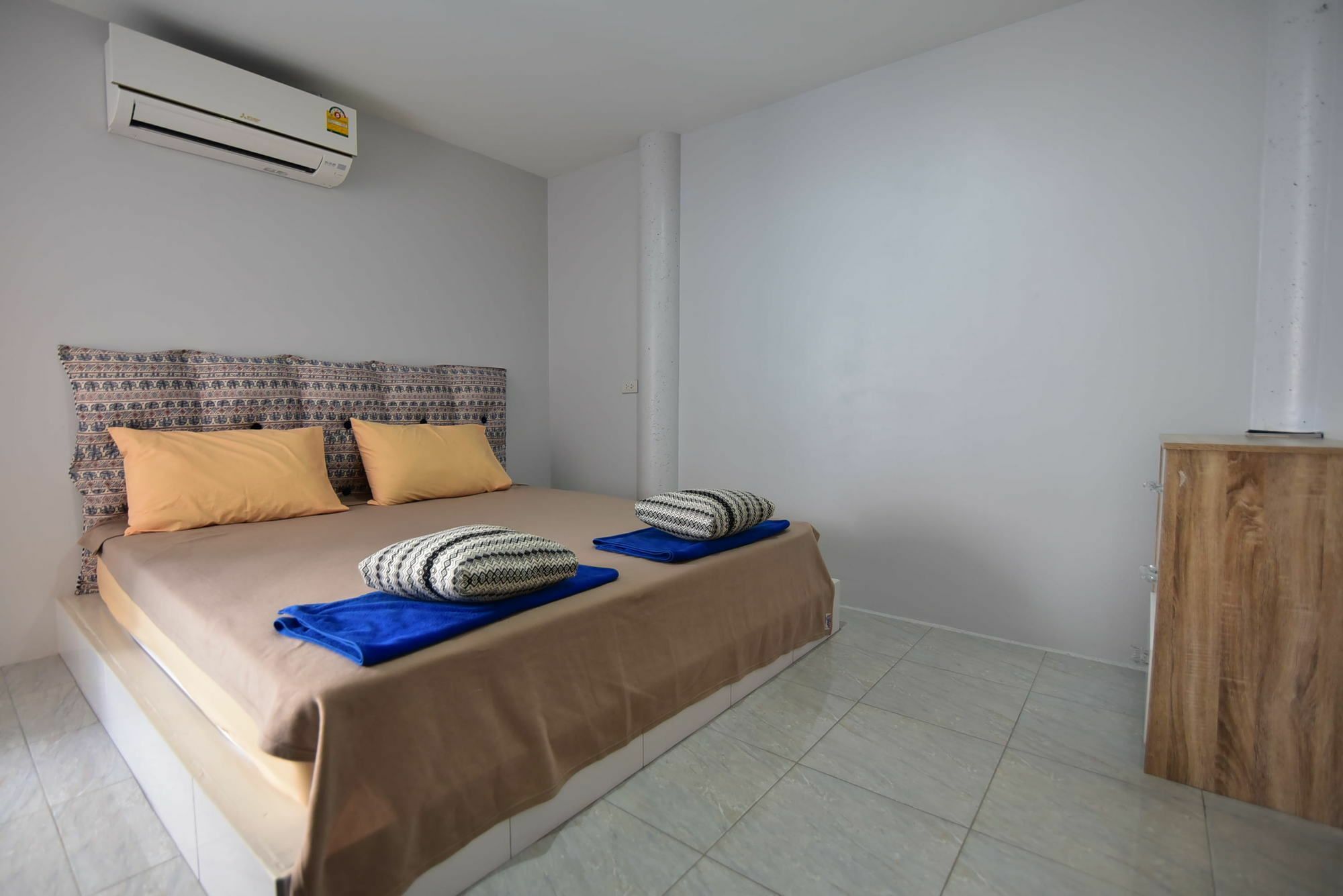 Easy Rooms And Minimart Koh Lanta Exterior photo