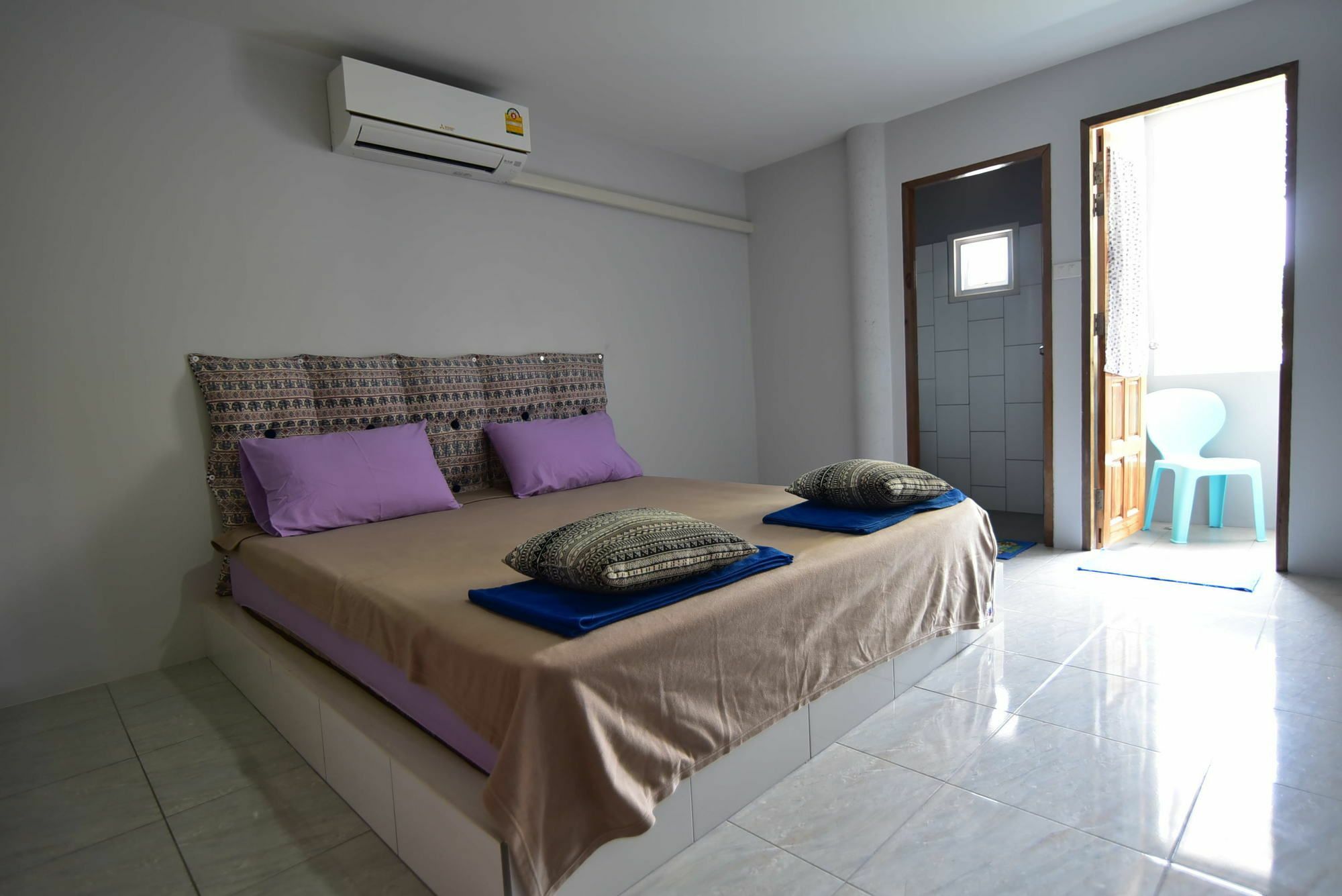 Easy Rooms And Minimart Koh Lanta Exterior photo